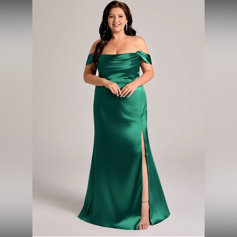 Azazie Matte Satin Emerald Green Bridesmaid Dress